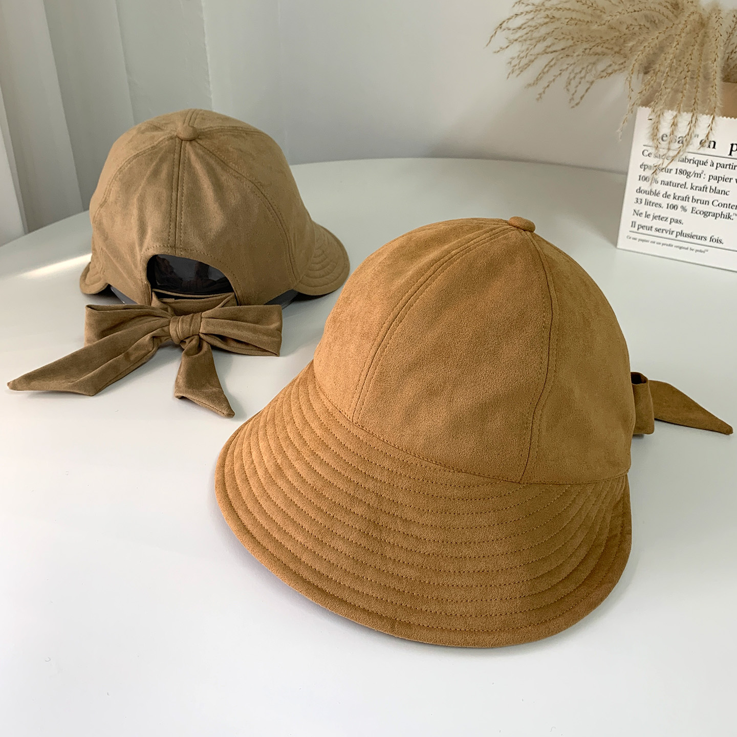 日系麂皮绒渔夫帽子女秋冬时尚蝴蝶结大檐显脸小鸭舌帽保暖棒球帽