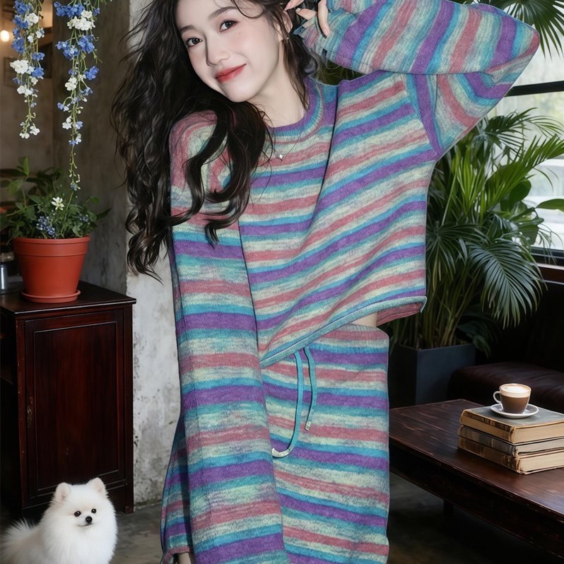 彩虹条纹一整套穿搭女秋冬新款氛围感韩版显瘦洋气百搭短裙两件套