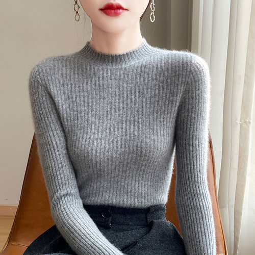 柔软亲肤一线成衣半高圆领毛衣女