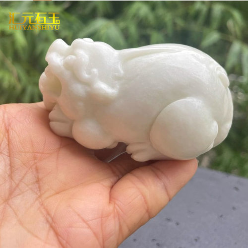 天然陕西蓝田玉手把件玉石玉器貔貅发财猪葫芦玉米金蟾白菜把玩件