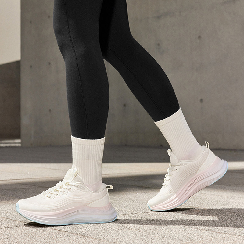 乔丹女跑步鞋2025春季新款运动休闲耐磨防滑商场同款QDB022244216