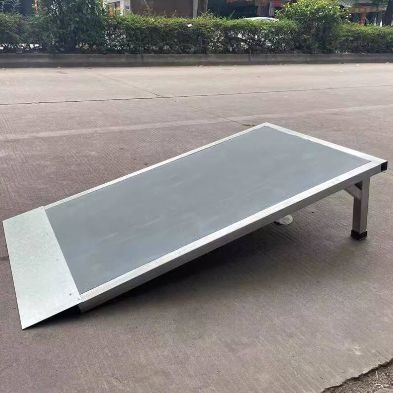 滑板抛台道具跳台斜坡可拆卸调节角度滑板抛台可折叠定制