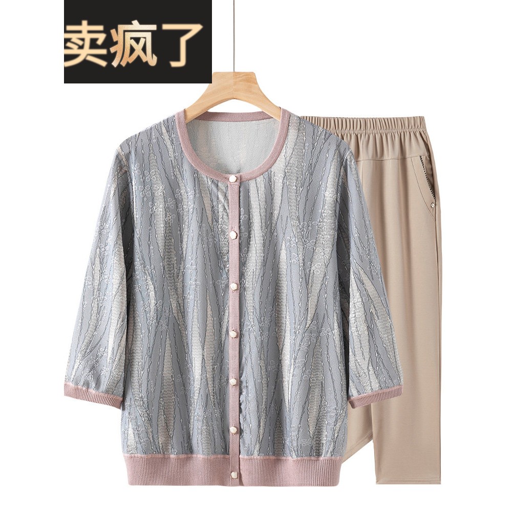 采购产品中年和老年人的衣服,夏天的衣服,妇女的衬衫,母亲的衣