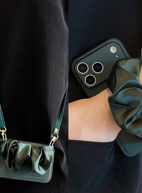 时尚复古绿高档皮纹适用一加ACE6/15手机壳小米17弹力丝巾腕带红米K90金属链note15/14背带防k80摔皮绳斜挎女