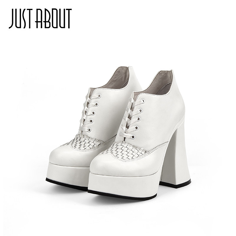 just about白色高跟鞋短靴女粗跟百搭浅口增高单鞋防水台时装靴