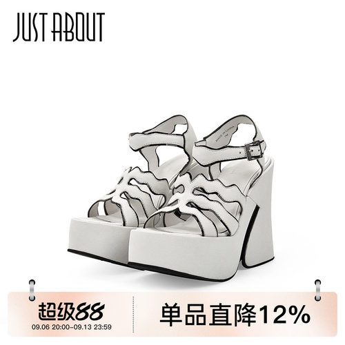 时装粗跟凉鞋小个子露趾鞋