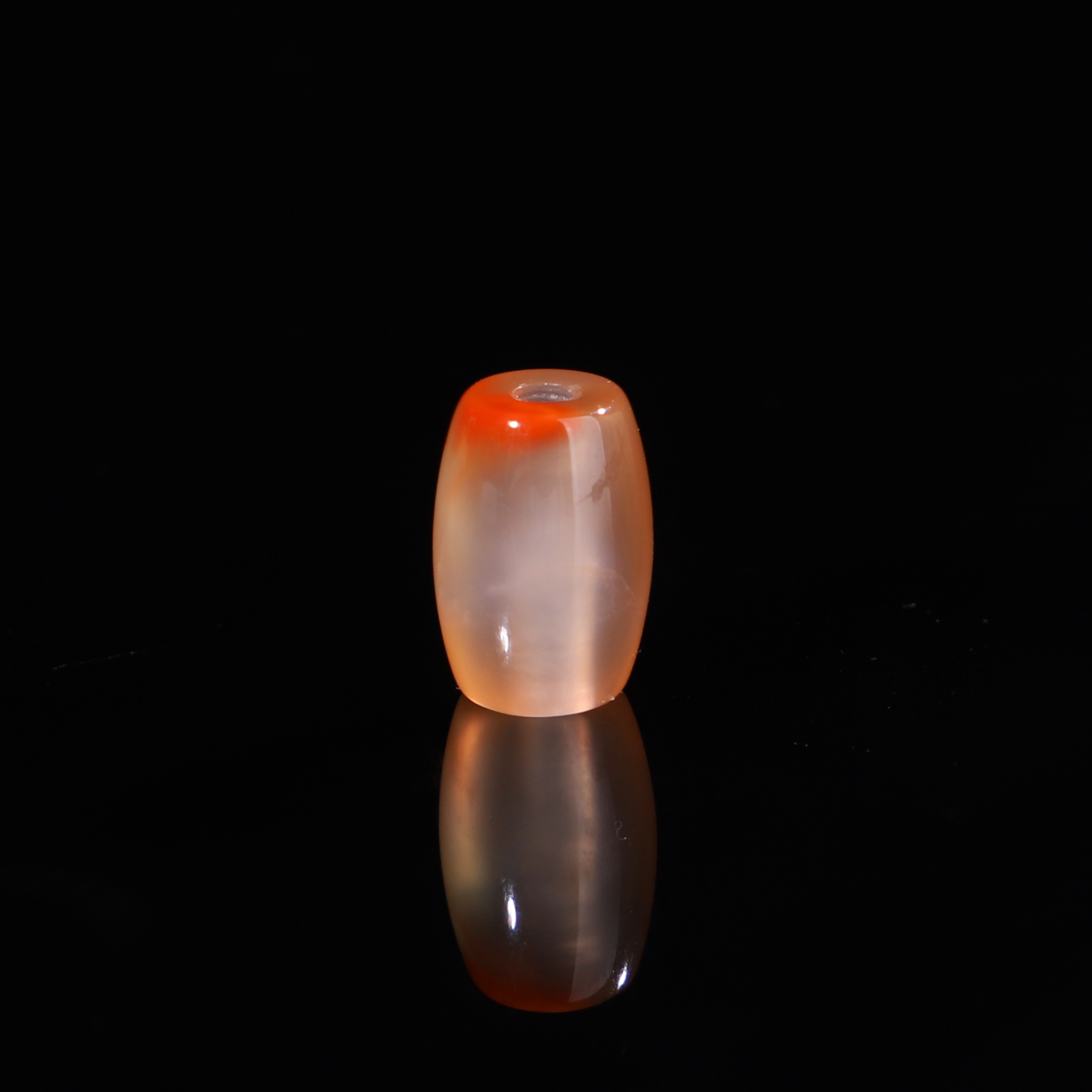 纯天然南红玛瑙冰飘桶珠荔枝冻散珠桶珠长度12.3mm直径8.4mm251号