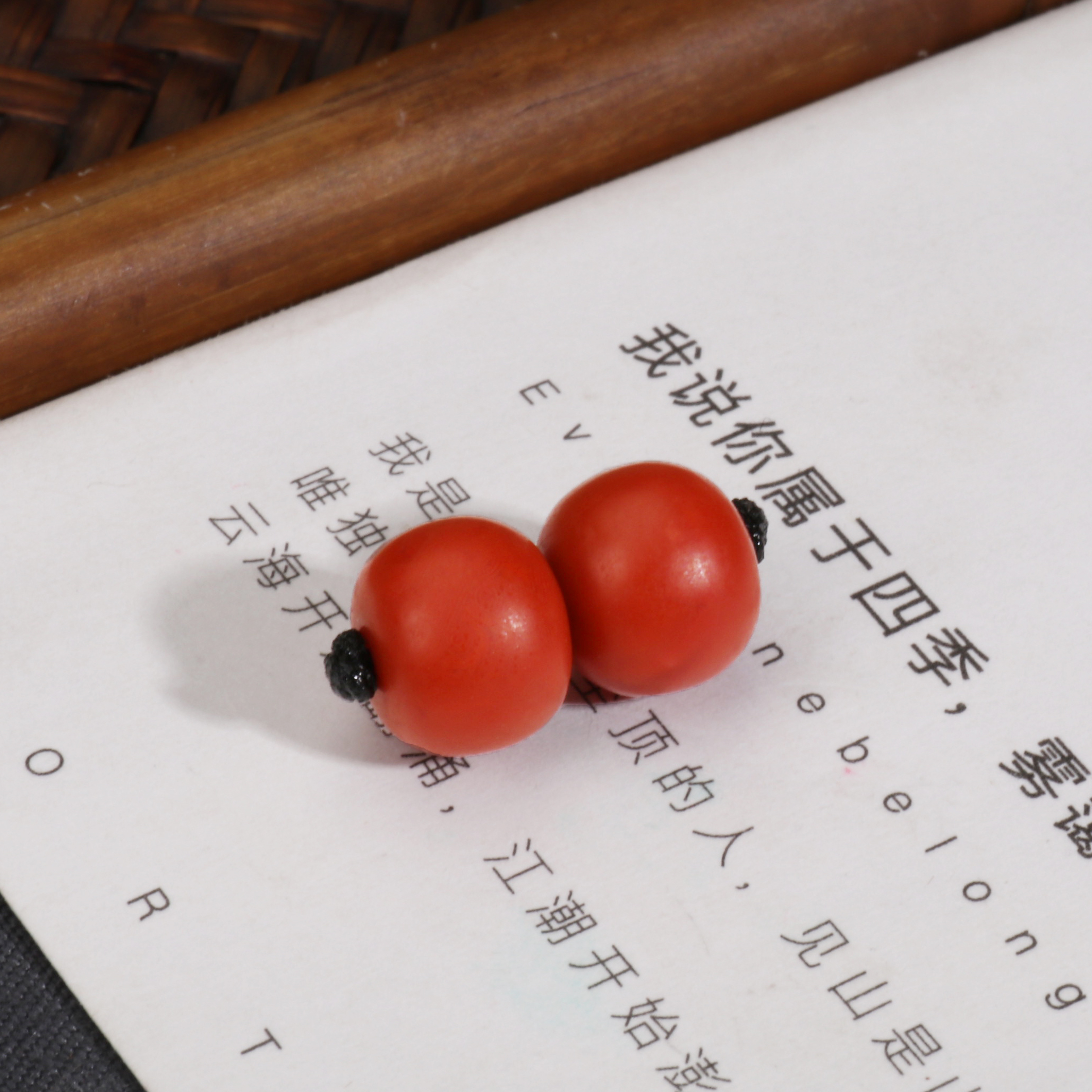 纯天然南红玛瑙老型珠散珠柿子红满肉满色高品质隔珠磨砂老形腰珠