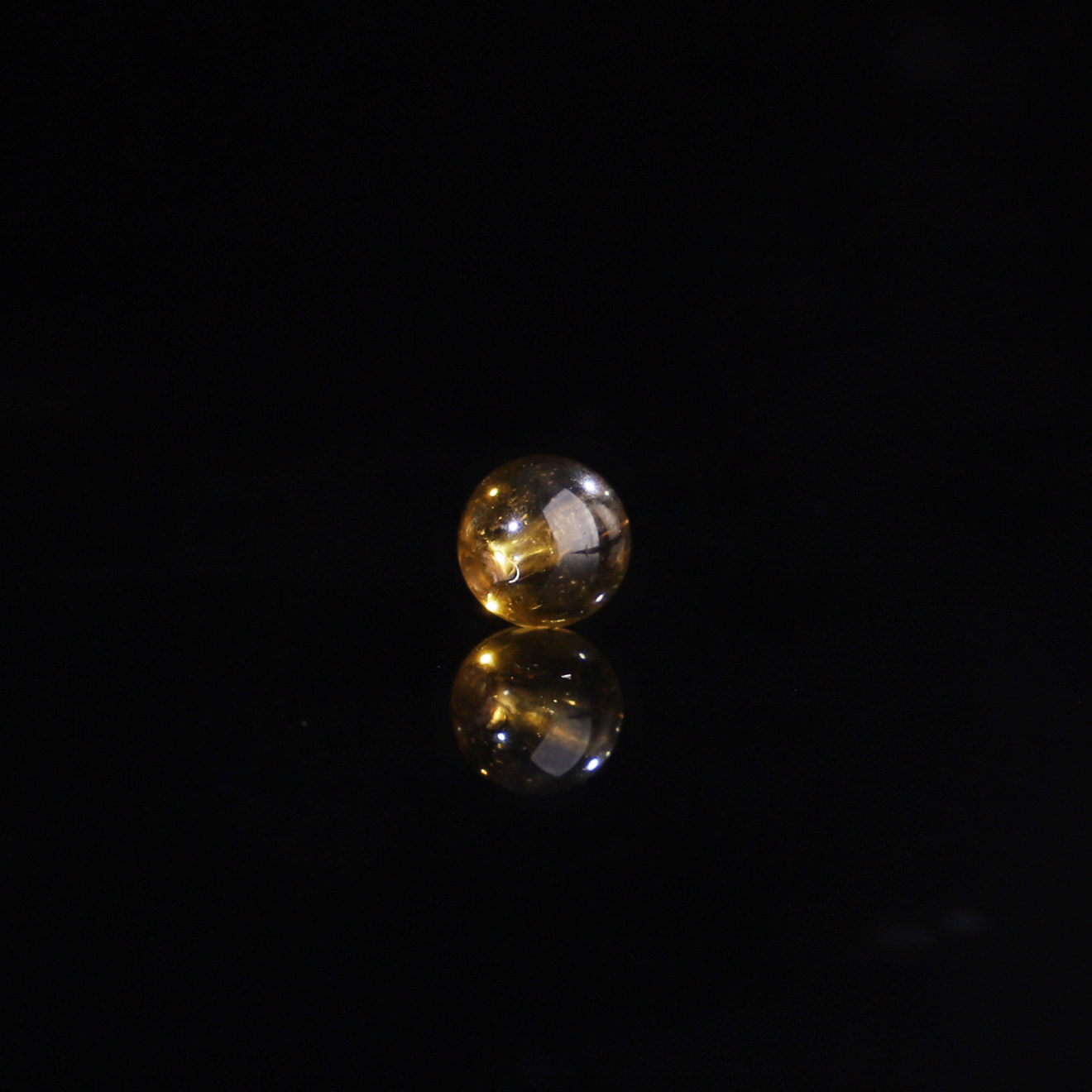 天然黄绿色碧玺散珠子6.1mm