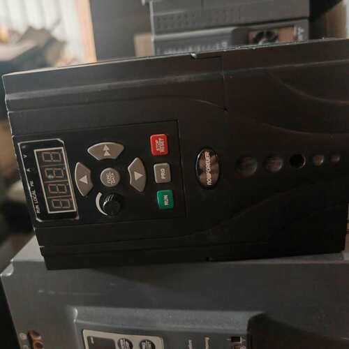 议价变频器B3000-4T0007G，0.75kw功率，