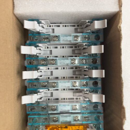 议价A4继电器A4-4Z-C2-D24A44ZC2D24A44ZC2D24A4/4Z/C2/D24