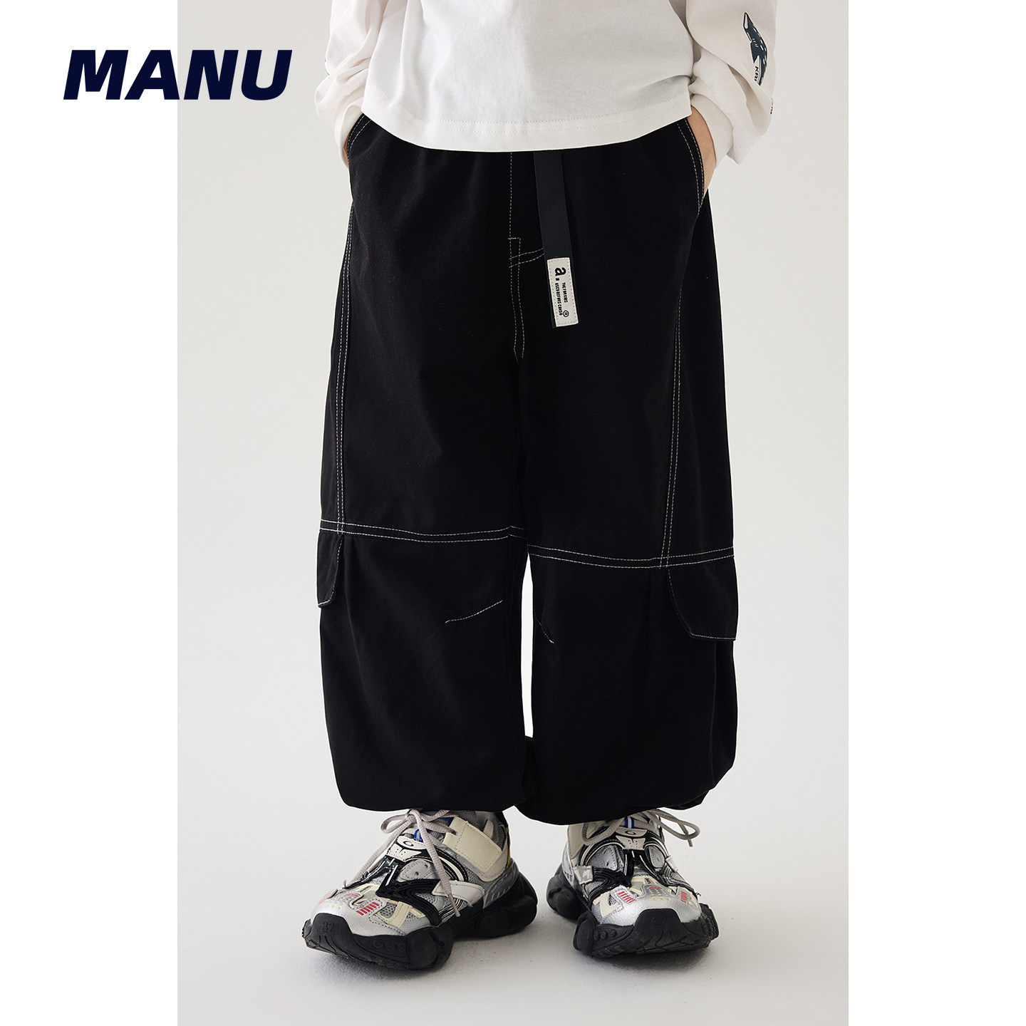 MANUKIDS童装男童26秋季贴标明线口袋宽松束脚工装中大童休闲裤