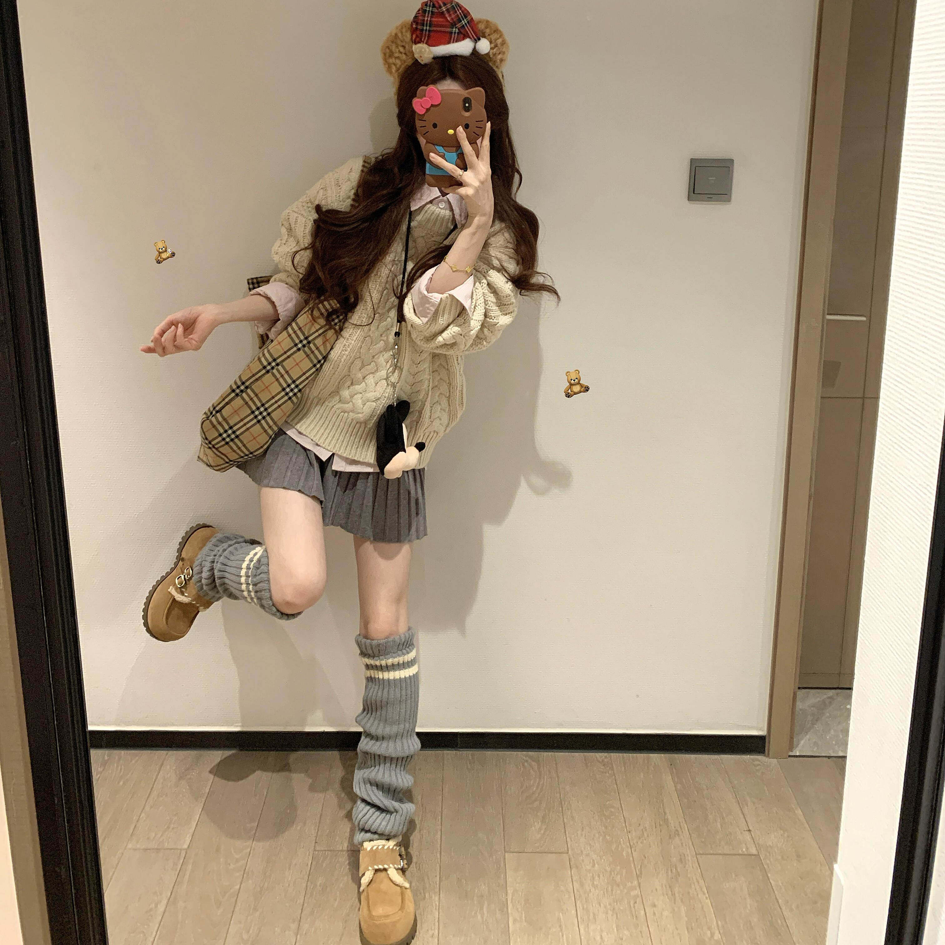 杏色圆领高级感麻花长袖针织衫毛衣女秋冬新款慵懒风韩系外穿上衣