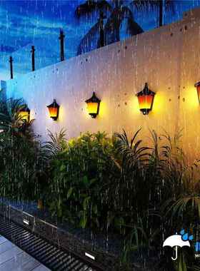 壁挂太阳能灯感应火焰灯66LED照明灯装饰庭院路灯景观灯安全