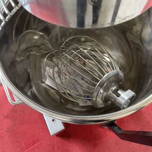 60升商用打蛋机 食品搅拌机奶油打发机 大容量揉面机和馅机