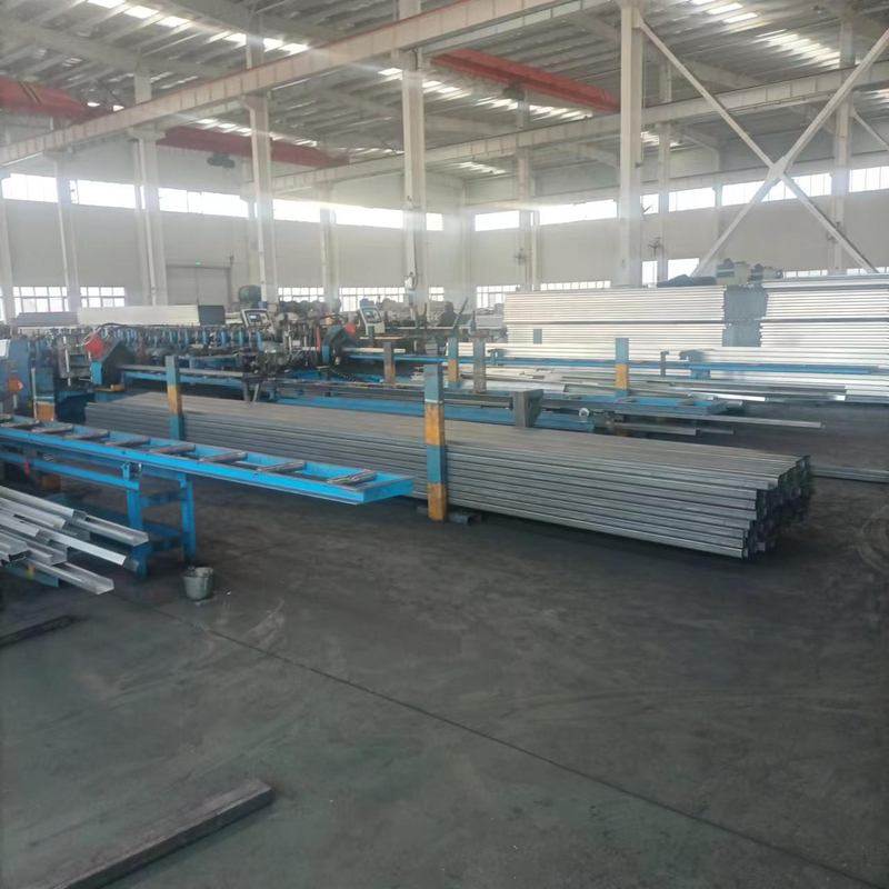 厂家直营镀锌C Z U 几字厚壁型钢单面冲孔拉条檩条C型钢