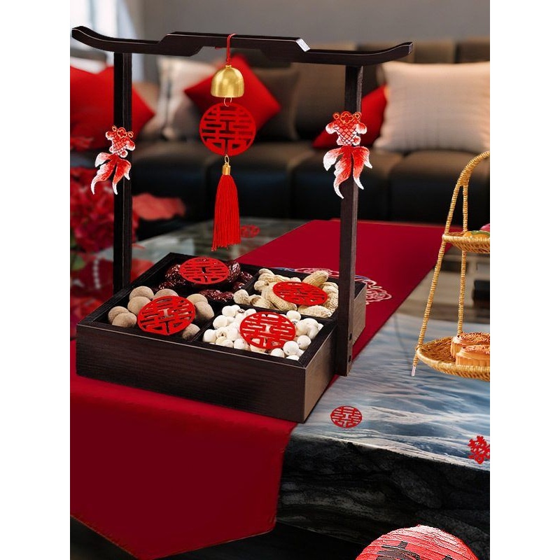 结婚早生贵子干果模具组合四宫格果盘婚房装饰摆件订婚敬茶杯摆台