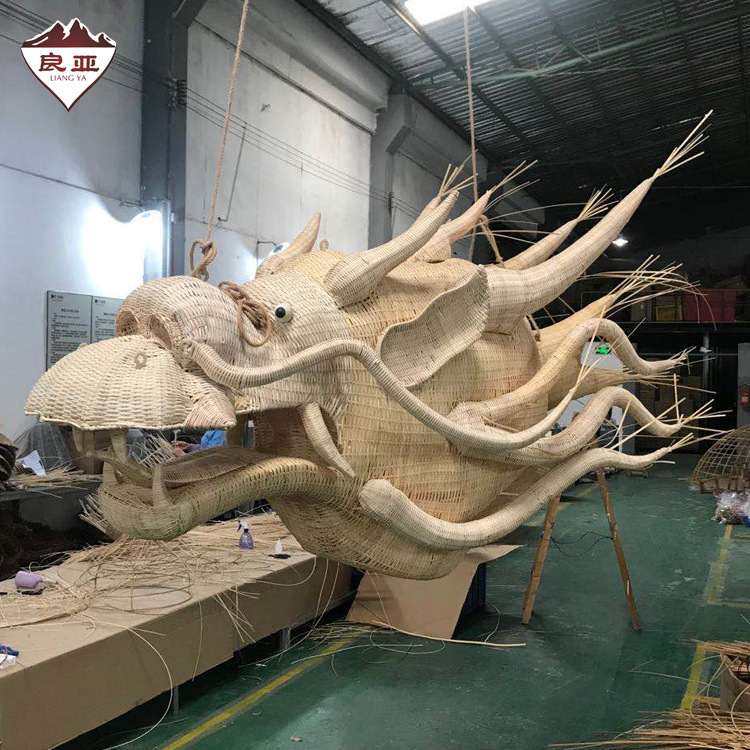 非标工程定制装饰竹编龙头藤编大号展示工艺品设计师定制广场吊饰