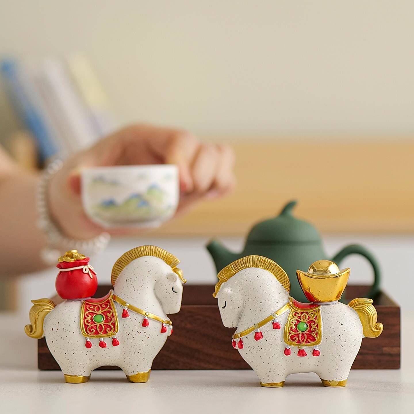 国潮马上有钱创意茶宠摆件可旋转办公室桌面茶桌装饰品高级感礼物