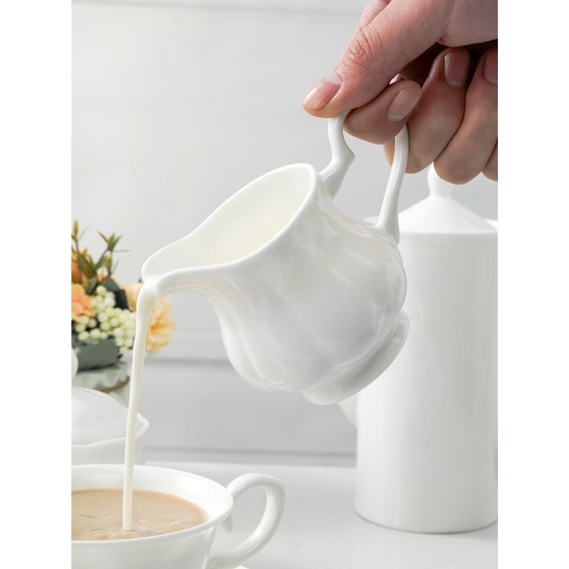 奶缸咖啡壶打奶器酱汁杯分茶器骨瓷纯白色竖纹英式简约可微波无铅