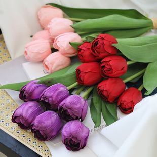 高档手感保湿郁金香仿真花束家居客厅假花摆件手捧花装饰拍照花艺