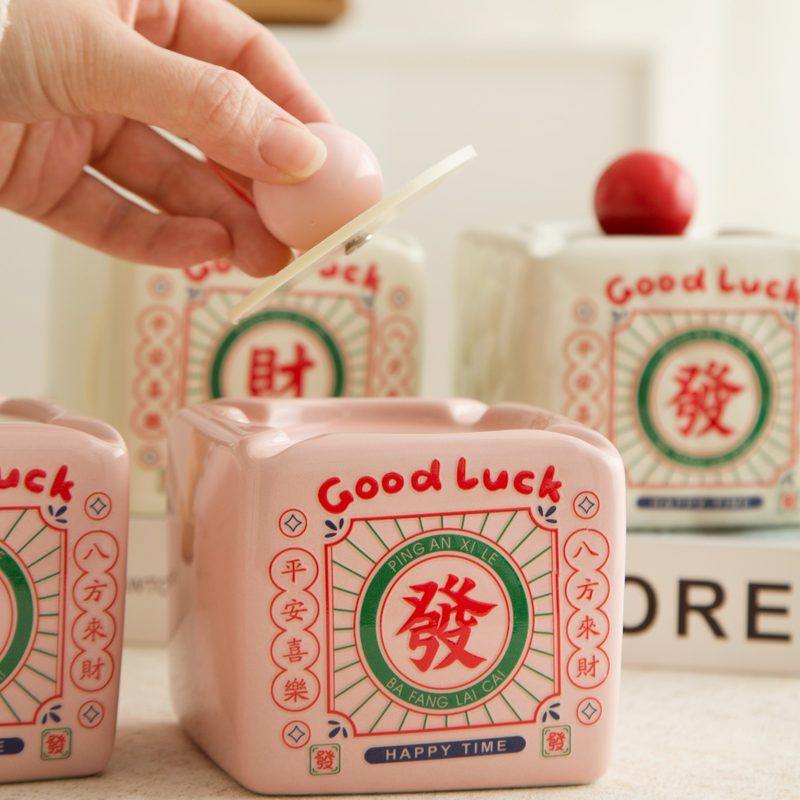 發财烟灰缸家用带盖烟陶瓷皿装饰品创意复古怀旧灰防小潮国摆件飞,家居饰品,装饰烟灰缸,淘宝优惠券,粉丝福利购,淘宝优惠卷