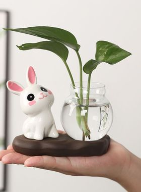 陶瓷工艺摆件卡通可爱萌兔装饰品培办公桌书柜玄关玻璃水创意兔子