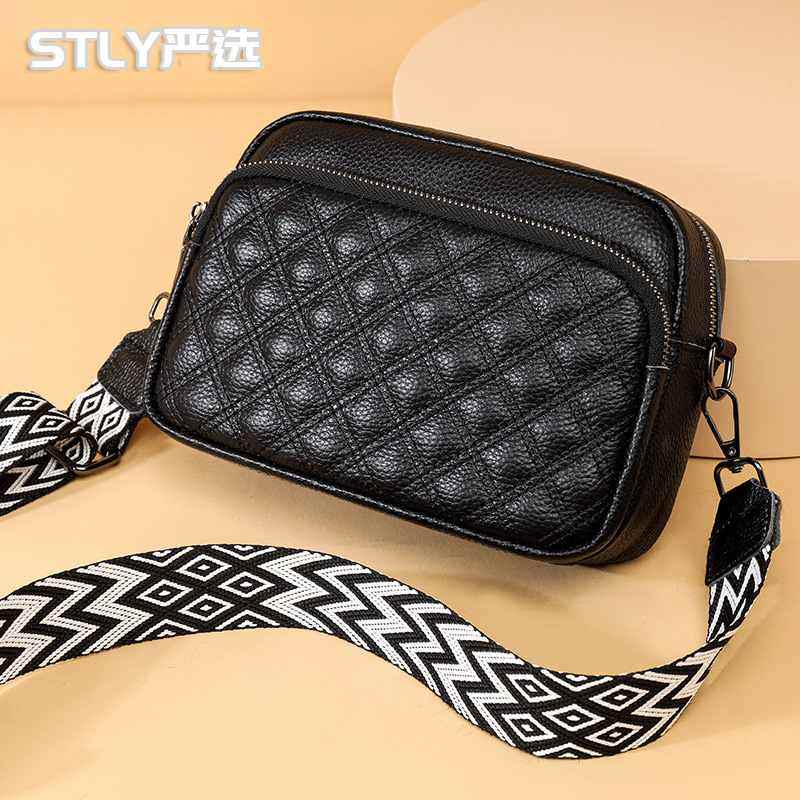 新品 真皮女士双层刺绣小方包小众精致斜挎化妆小包包简约新款小,箱包皮具/热销女包/男包,小方包,淘宝优惠券,粉丝福利购,淘宝优惠卷