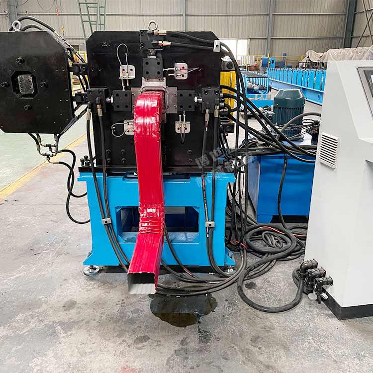 屋檐水槽排水管 天沟雨水管设备彩铝圆形落水管成型机冷弯铝型材