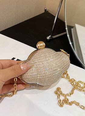 新品 链条包女高级感小众  时尚风潮挂钩贝壳型单肩斜挎包女晚宴