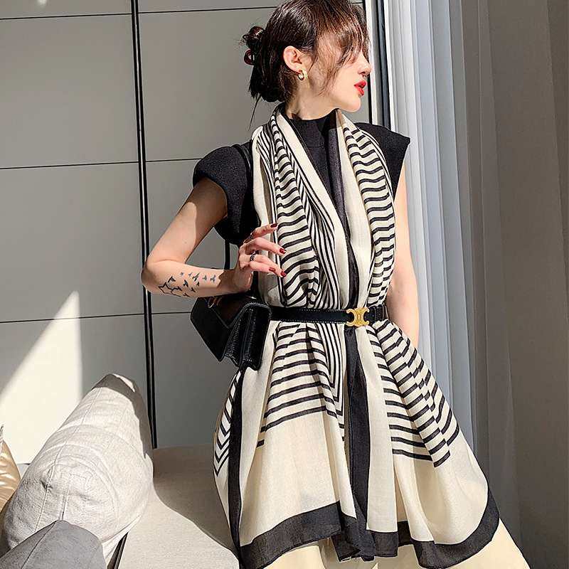 新品 围巾女春秋爆款韩版百搭时尚超大披肩夏季防晒两用多功能纱,服饰配件/皮带/帽子/围巾,防晒披肩,淘宝优惠券,粉丝福利购,淘宝优惠卷