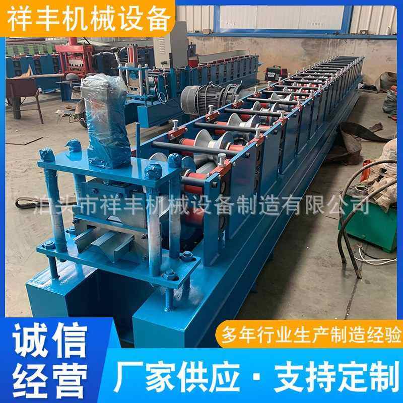 光伏板导水槽设备光伏组件导水夹太阳能伏板导水槽设备现货供应