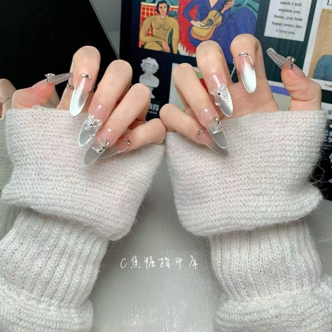 纯欲轻奢穿戴式冰透蝴蝶