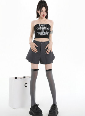 2026春夏新款黑色百褶西装短裤女高腰设计感荷叶边拼接A字休闲裤