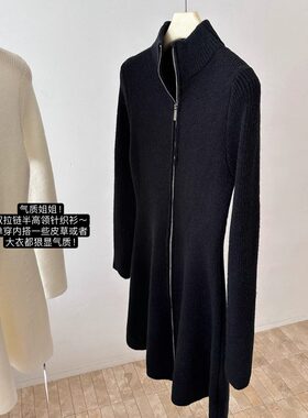 半高领拉链大下摆针织连衣裙