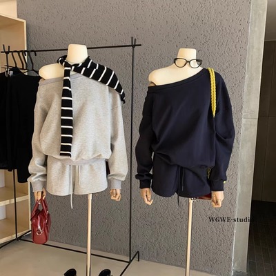 斜肩美式卫衣+休闲短裤一整套
