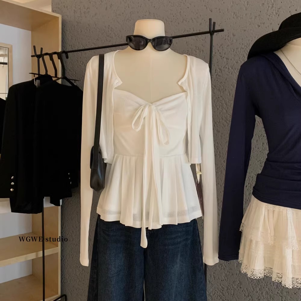 早秋氛围感穿搭女生背心针织开衫