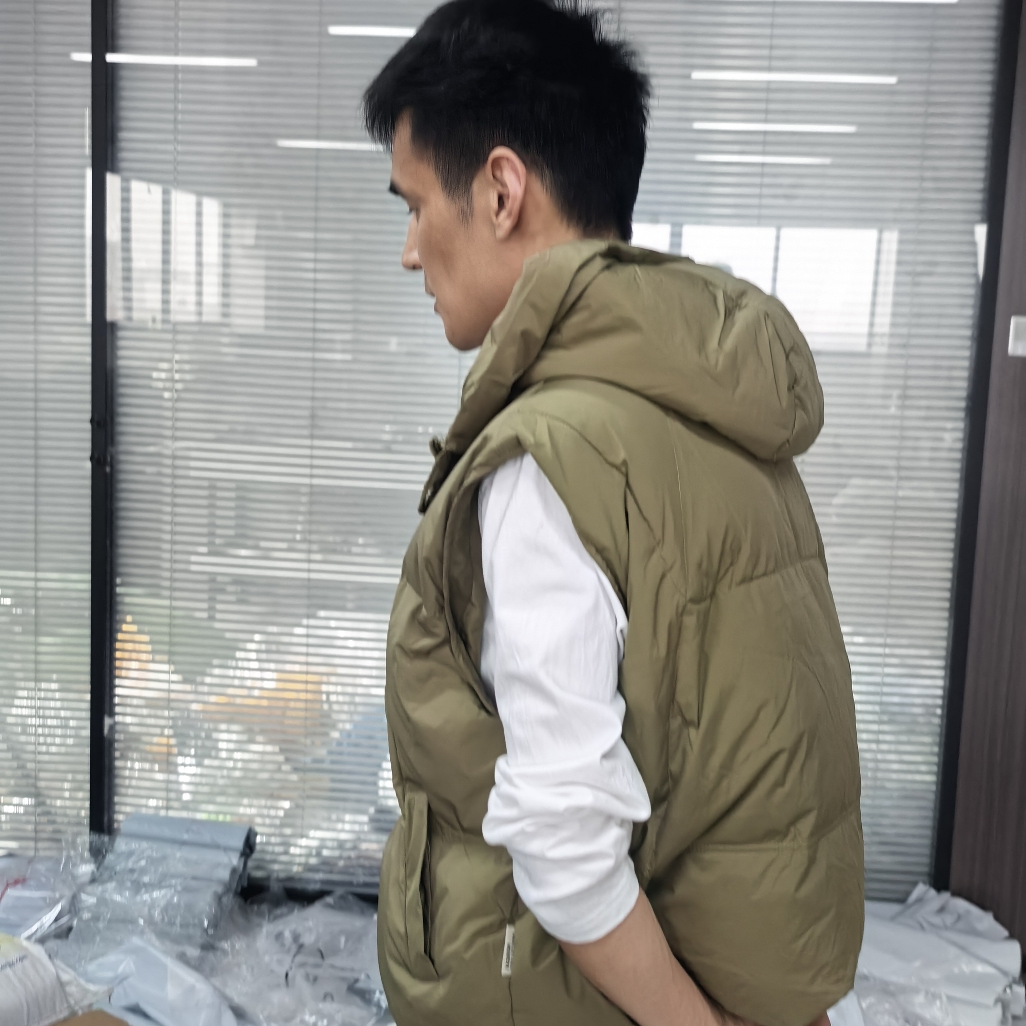 儿童羽绒服2025年新款马甲男童女童中大童外穿坎肩连帽加厚背心潮