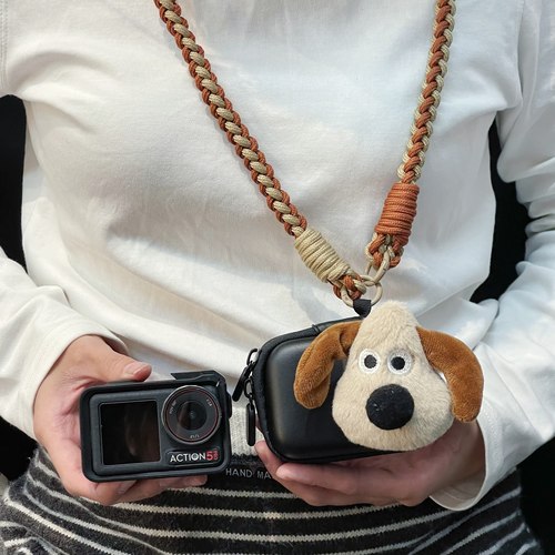 毛绒卡通掌门狗适用大疆action6/5pro/4/3收纳盒防丢防刮影石360AcePro2相机包便携防丢保护套卡通可爱男女款