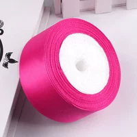 Роза красная