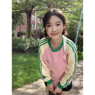 国潮撞色插肩条纹圆领卫衣女秋冬设计感小众美式 上衣 高街甜妹长袖