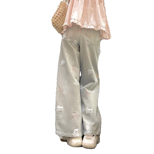 浅蓝色小熊刺绣牛仔裤女春秋设计感小众显瘦直筒阔腿裤小个子长裤