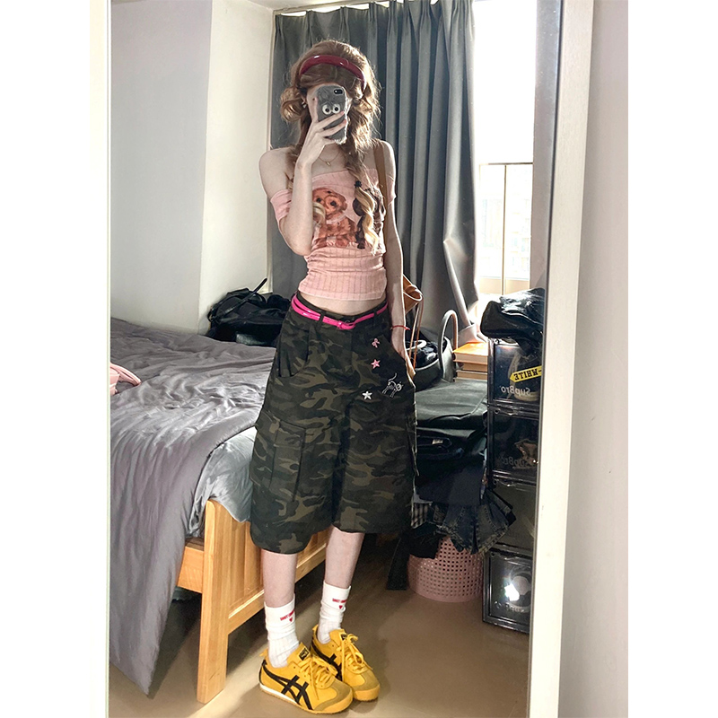 美式设计感口袋迷彩牛仔短裤女