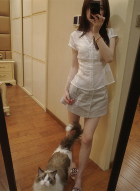 法式纯欲微透白色短袖衬衫女夏季薄款设计感收腰显瘦气质衬衣上衣