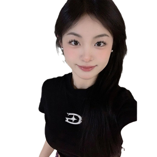 美式复古辣妹紧身短袖t恤女2026新款夏季小个子正肩显瘦短款上衣