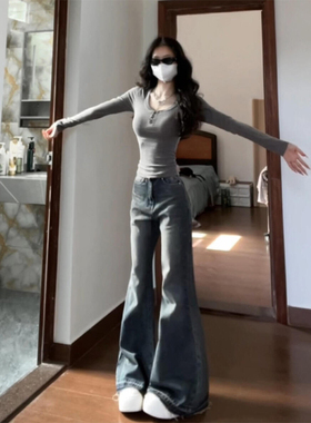 纯欲U领设计感纽扣灰色长袖t恤女春秋辣妹修身显瘦打底衫短款上衣