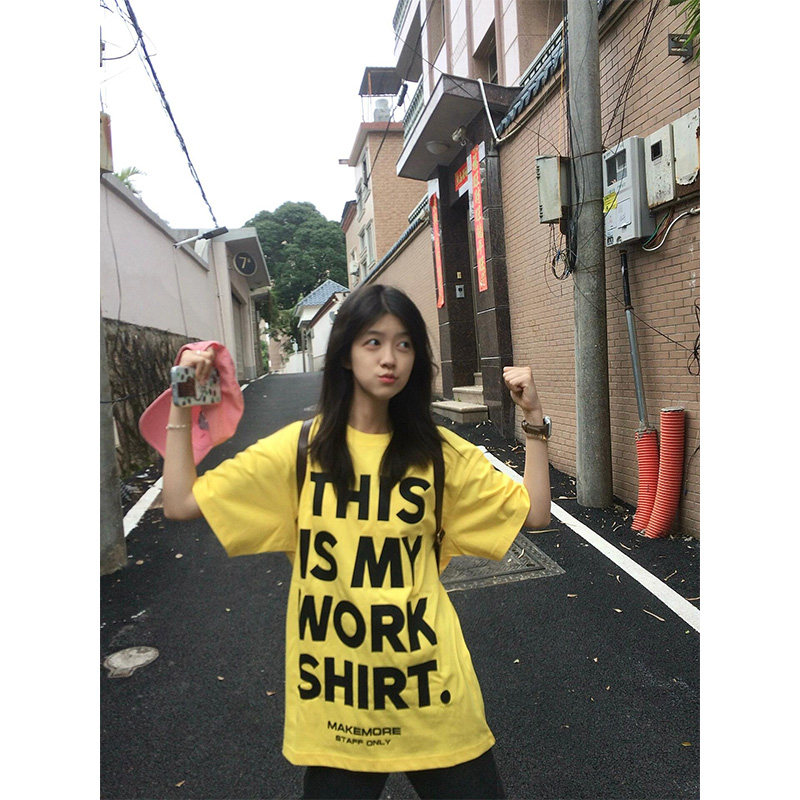 潮牌美式oversize黄色短袖t恤女图片