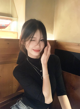 性感辣妹半高领黑色中袖t恤女秋冬内搭纯欲紧身七分袖打底衫上衣