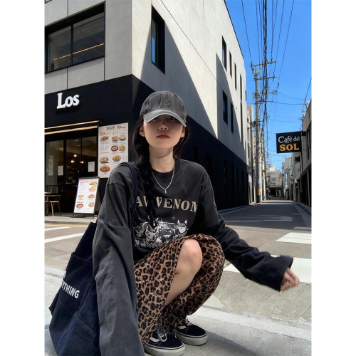 美式复古水洗做旧圆领长袖t恤女