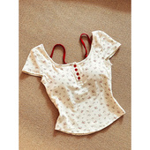 设计感带胸垫短款 碎花假两件纯欲别致正肩短袖 t恤女2024夏季 上衣